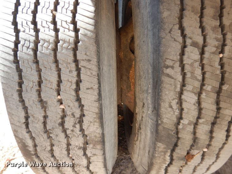 image for item DJ1179 1990 Stainless  tank trailer