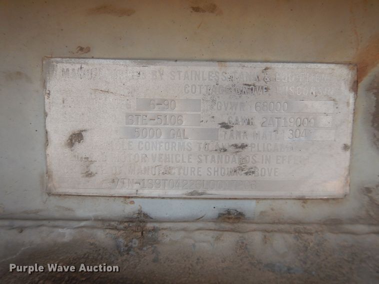 image for item DJ1179 1990 Stainless  tank trailer