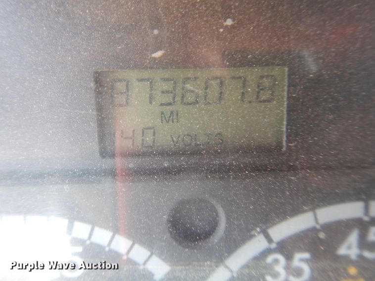 image for item DJ1183 2006 Freightliner Columbia 120  semi truck