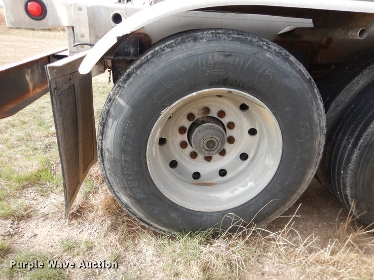 image for item DJ1246 1988 Walker  tank trailer