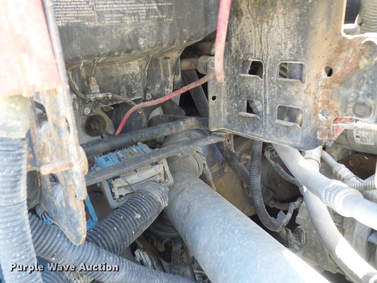 image for item DL0957 2005 GMC C7500  flatbed truck