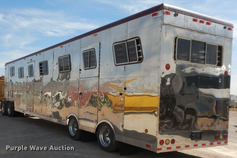 image for item DM2827 2005 Phoenix Coach Works horse trailer
