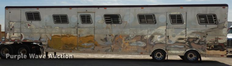 image for item DM2827 2005 Phoenix Coach Works horse trailer