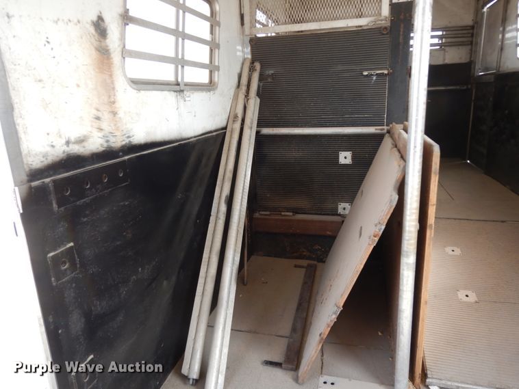 image for item DM2827 2005 Phoenix Coach Works horse trailer