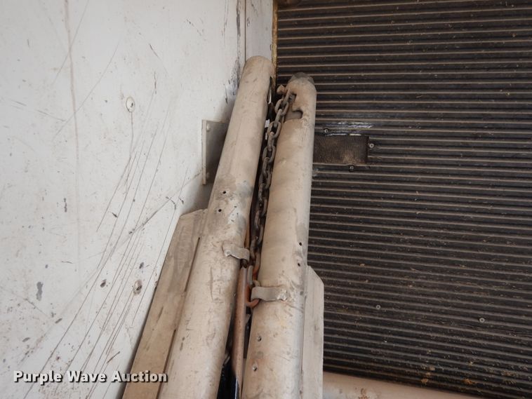 image for item DM2827 2005 Phoenix Coach Works horse trailer