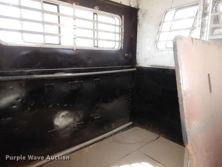 image for item DM2827 2005 Phoenix Coach Works horse trailer