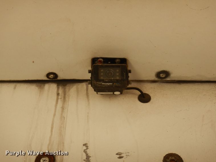 image for item DM2827 2005 Phoenix Coach Works horse trailer