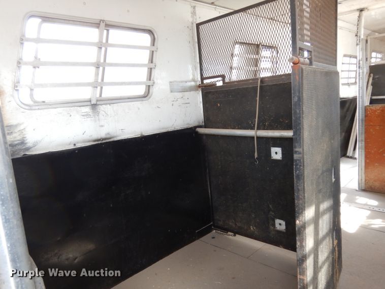 image for item DM2827 2005 Phoenix Coach Works horse trailer