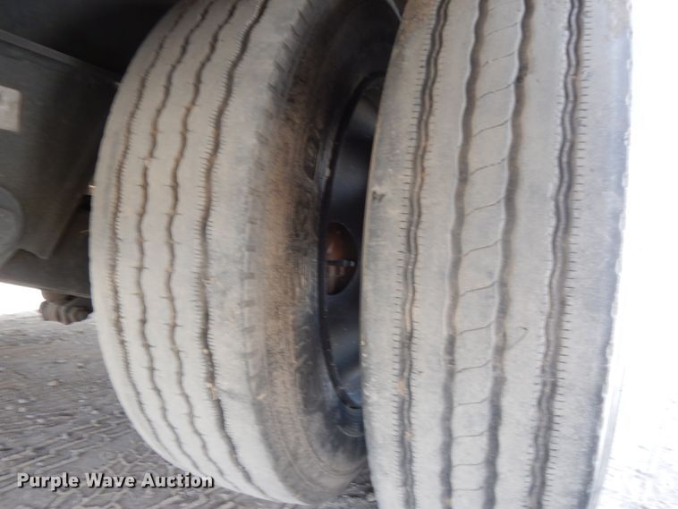 image for item DM2827 2005 Phoenix Coach Works horse trailer