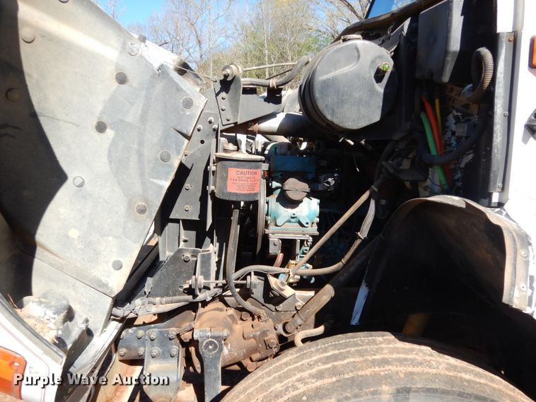 image for item DM2877 1991 International 7100  utility / service truck