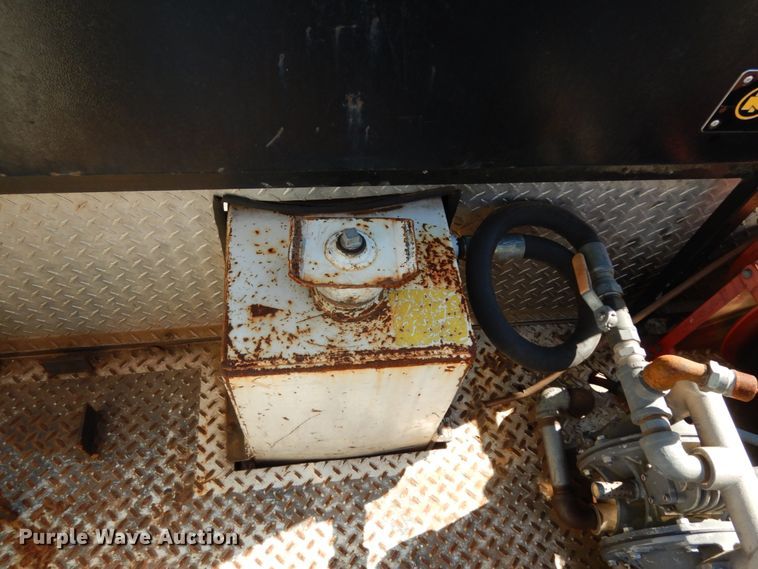 image for item DM2877 1991 International 7100  utility / service truck