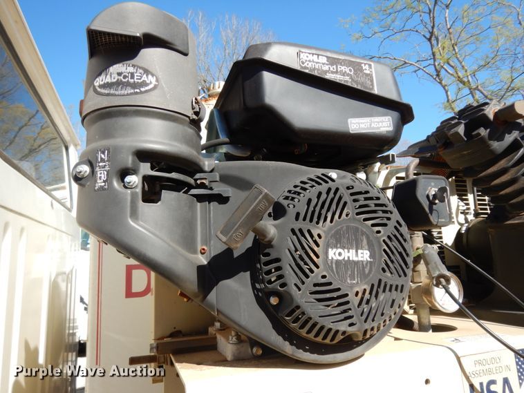 image for item DM2877 1991 International 7100  utility / service truck