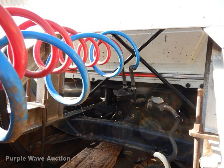 image for item DM2878 2001 Mack CH613  semi truck