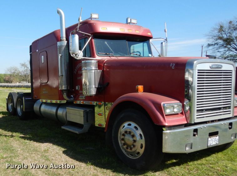 image for item DM2907 2006 Freightliner FLD 132XL Classic  semi truck