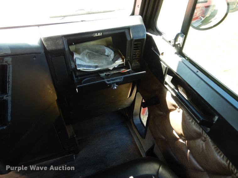 image for item DM2907 2006 Freightliner FLD 132XL Classic  semi truck