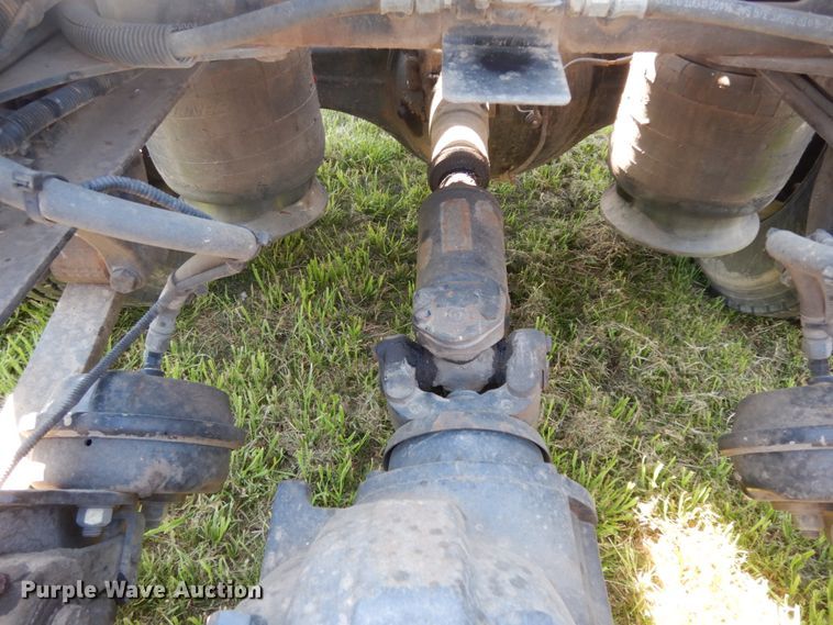 image for item DM2907 2006 Freightliner FLD 132XL Classic  semi truck