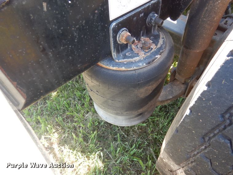 image for item DM2907 2006 Freightliner FLD 132XL Classic  semi truck