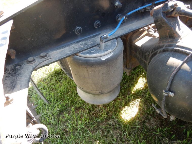 image for item DM2907 2006 Freightliner FLD 132XL Classic  semi truck