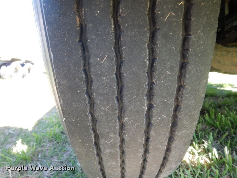 image for item DM2907 2006 Freightliner FLD 132XL Classic  semi truck