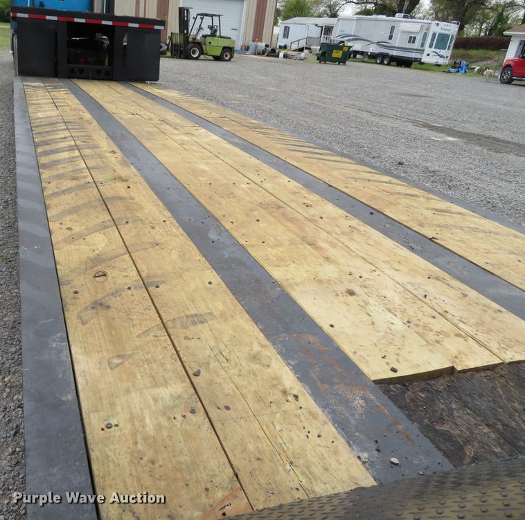 image for item DN5799 1995 Trail King TK60MG-482  lowboy equipment trailer