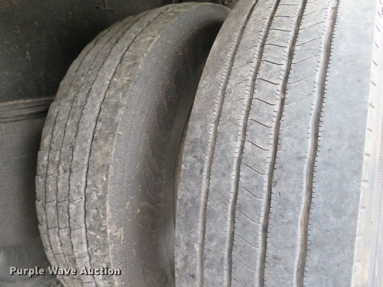 image for item DN5799 1995 Trail King TK60MG-482  lowboy equipment trailer