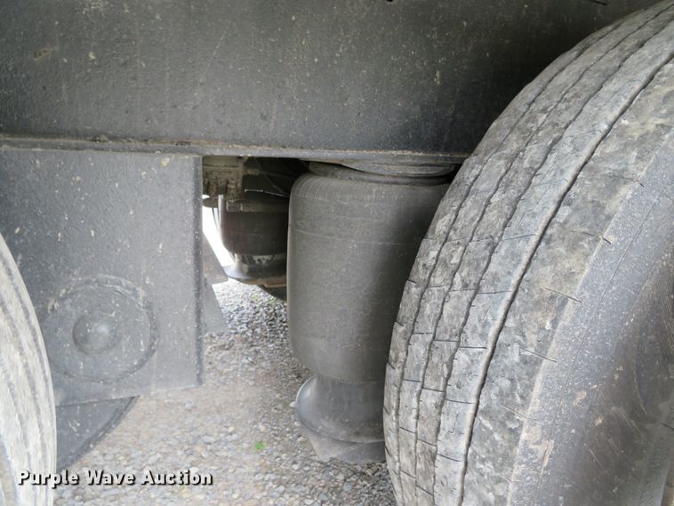 image for item DN5799 1995 Trail King TK60MG-482  lowboy equipment trailer