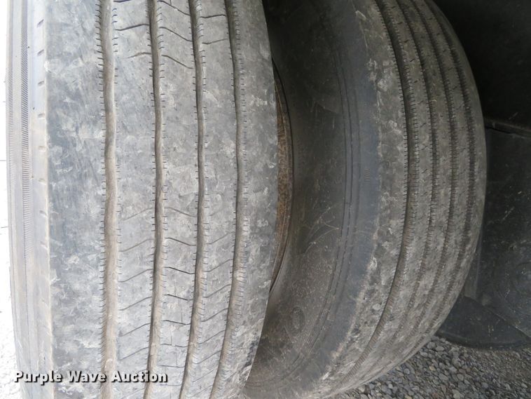 image for item DN5799 1995 Trail King TK60MG-482  lowboy equipment trailer