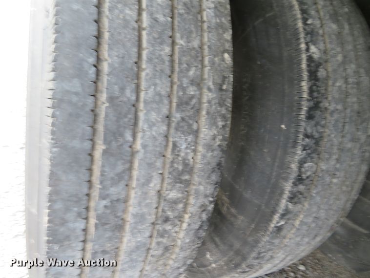 image for item DN5799 1995 Trail King TK60MG-482  lowboy equipment trailer