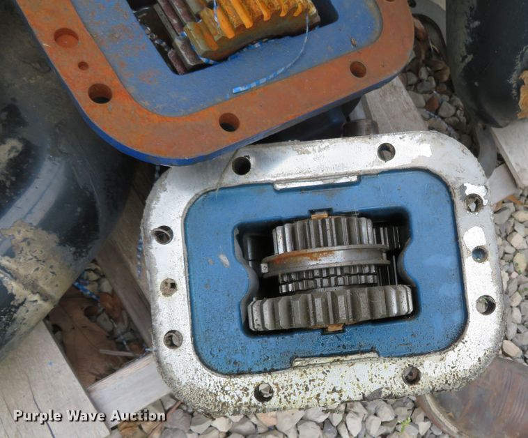 image for item DN5800 (2) Roper 4" pumps