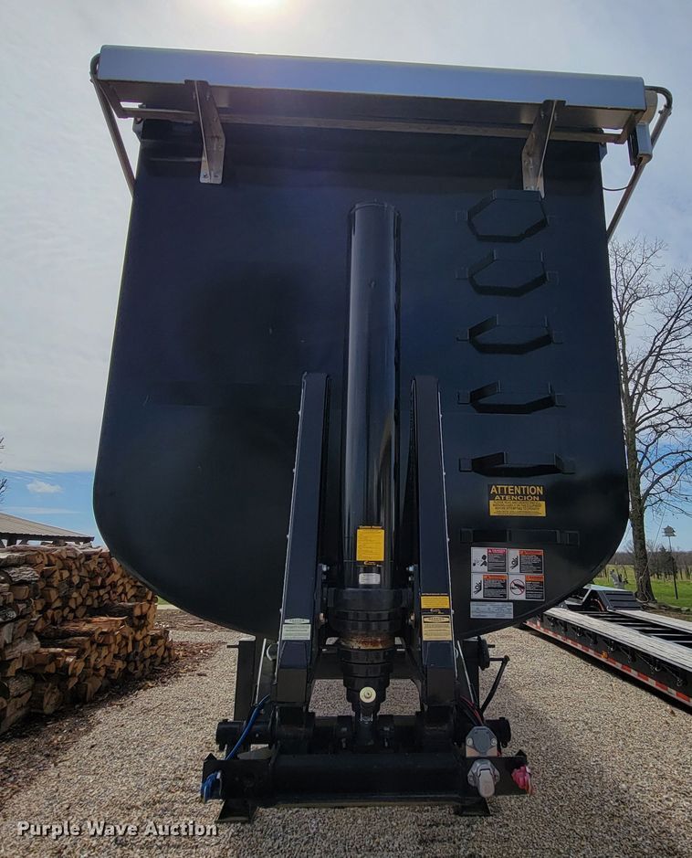 image for item FL9171 2019 Scrap Master EHRD40 end dump trailer