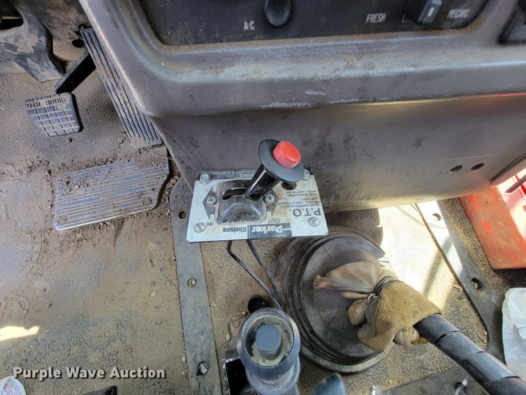 image for item FL9205 2005 Mack CHN  semi truck