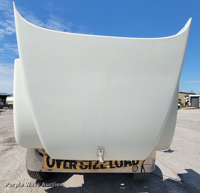 image for item FL9205 2005 Mack CHN  semi truck