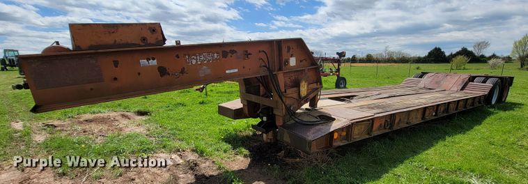 image for item FL9217 1986 Witco Challenger RG-40  lowboy equipment trailer