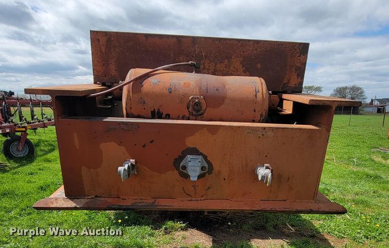 image for item FL9217 1986 Witco Challenger RG-40  lowboy equipment trailer