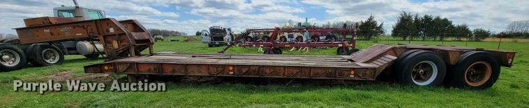 image for item FL9217 1986 Witco Challenger RG-40  lowboy equipment trailer