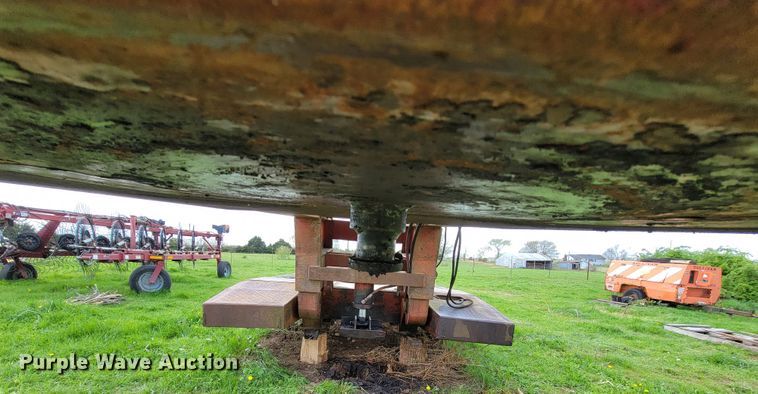 image for item FL9217 1986 Witco Challenger RG-40  lowboy equipment trailer