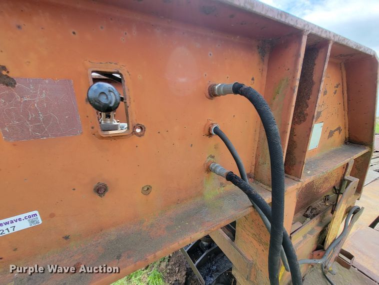 image for item FL9217 1986 Witco Challenger RG-40  lowboy equipment trailer