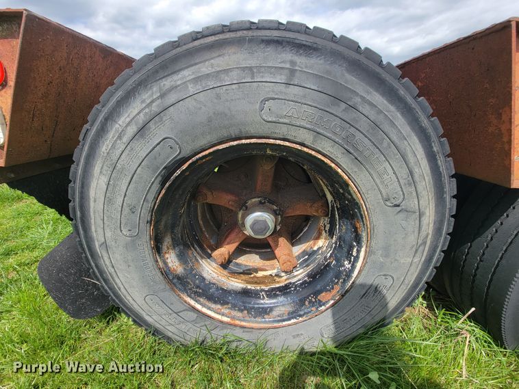 image for item FL9217 1986 Witco Challenger RG-40  lowboy equipment trailer