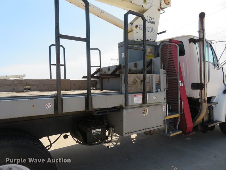 image for item FP9254 2000 Sterling L-Line  crane truck