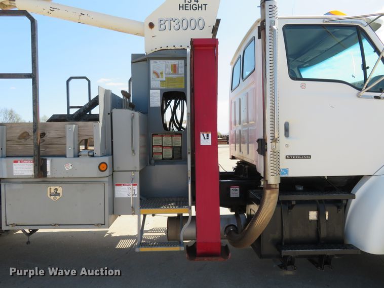 image for item FP9254 2000 Sterling L-Line  crane truck