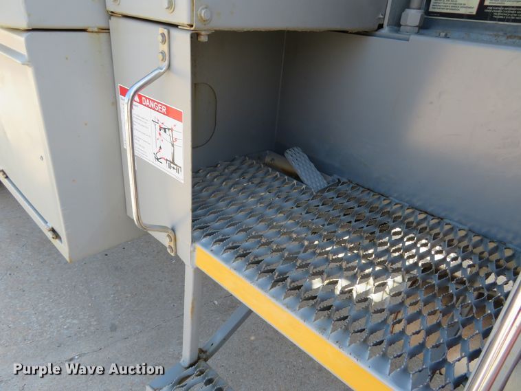 image for item FP9254 2000 Sterling L-Line  crane truck