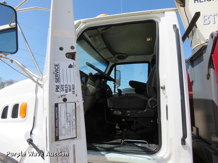 image for item FP9254 2000 Sterling L-Line  crane truck