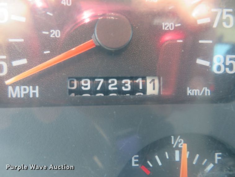 image for item FP9254 2000 Sterling L-Line  crane truck