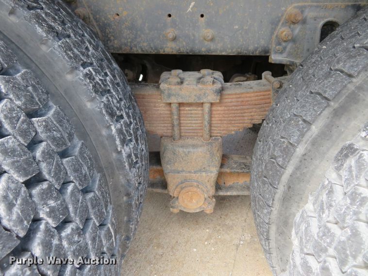 image for item FP9254 2000 Sterling L-Line  crane truck