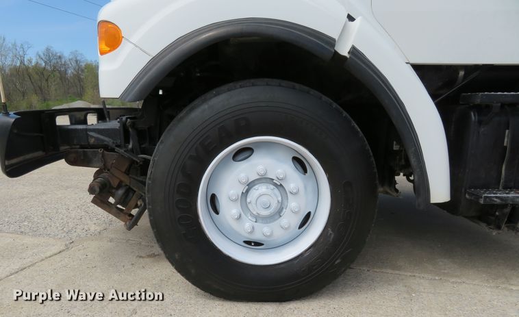 image for item FP9254 2000 Sterling L-Line  crane truck