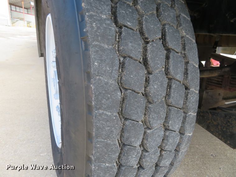 image for item FP9254 2000 Sterling L-Line  crane truck