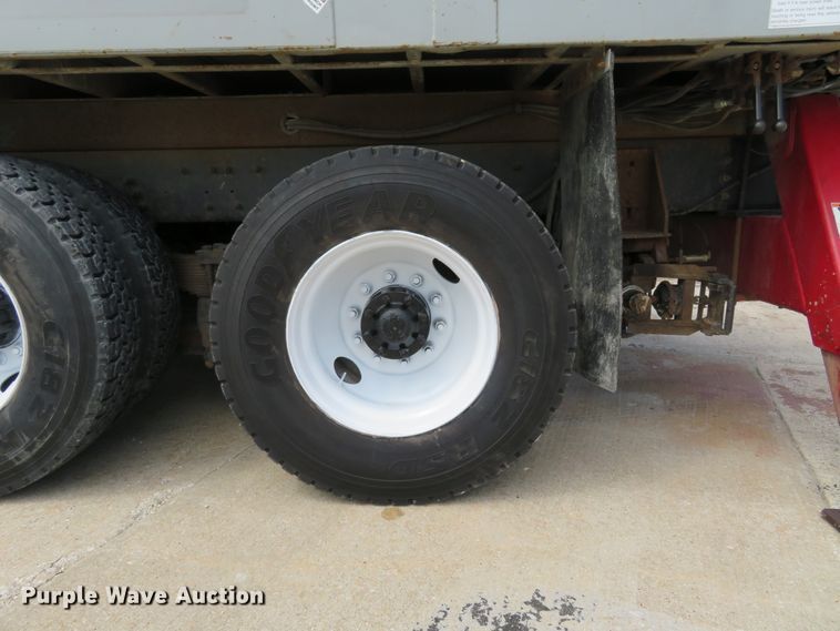 image for item FP9254 2000 Sterling L-Line  crane truck