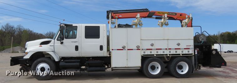 image for item FP9258 2009 International WorkStar 7400  utility / service truck