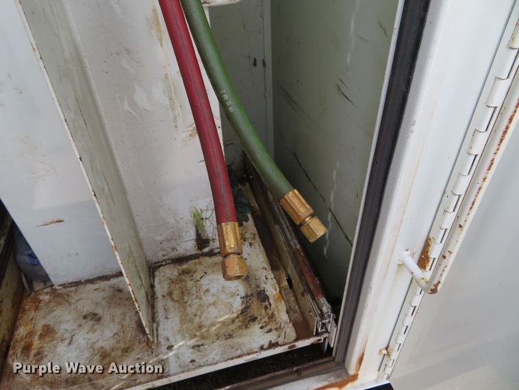 image for item FP9258 2009 International WorkStar 7400  utility / service truck