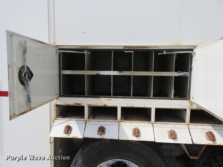 image for item FP9258 2009 International WorkStar 7400  utility / service truck